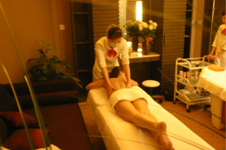 選擇美容院加盟連鎖的方式到底有哪些好處？