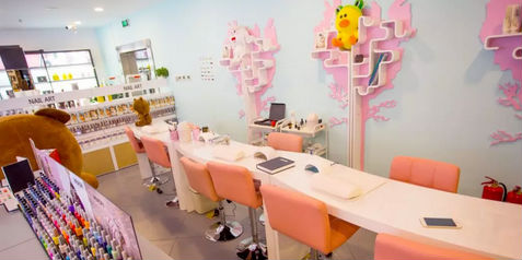 唯拾壹|生意火爆的美妝店都在賣什么？只賣產(chǎn)品你就輸了！