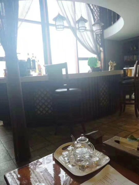 想開一家小型美容院加盟店該如何去做？