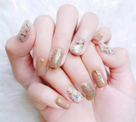 知否，豬年「春節(jié)美甲」不應(yīng)只是“純色簡(jiǎn)約”！