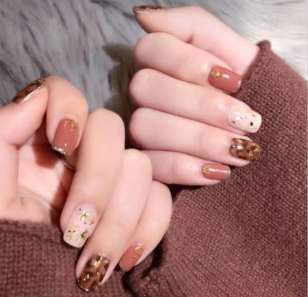 知否，豬年「春節(jié)美甲」不應(yīng)只是“純色簡(jiǎn)約”！