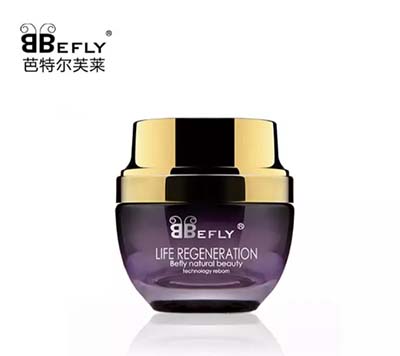 朋友圈熬夜族pk榜，當心你的黑眼圈！