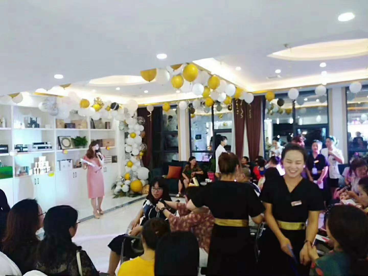 美容院拓展客源，提升業(yè)績，解決客源難題！