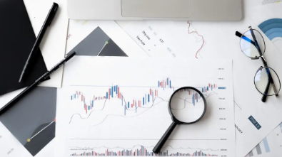 數(shù)字化時(shí)代：美業(yè)市場(chǎng)活力高漲，挑戰(zhàn)與機(jī)會(huì)并存