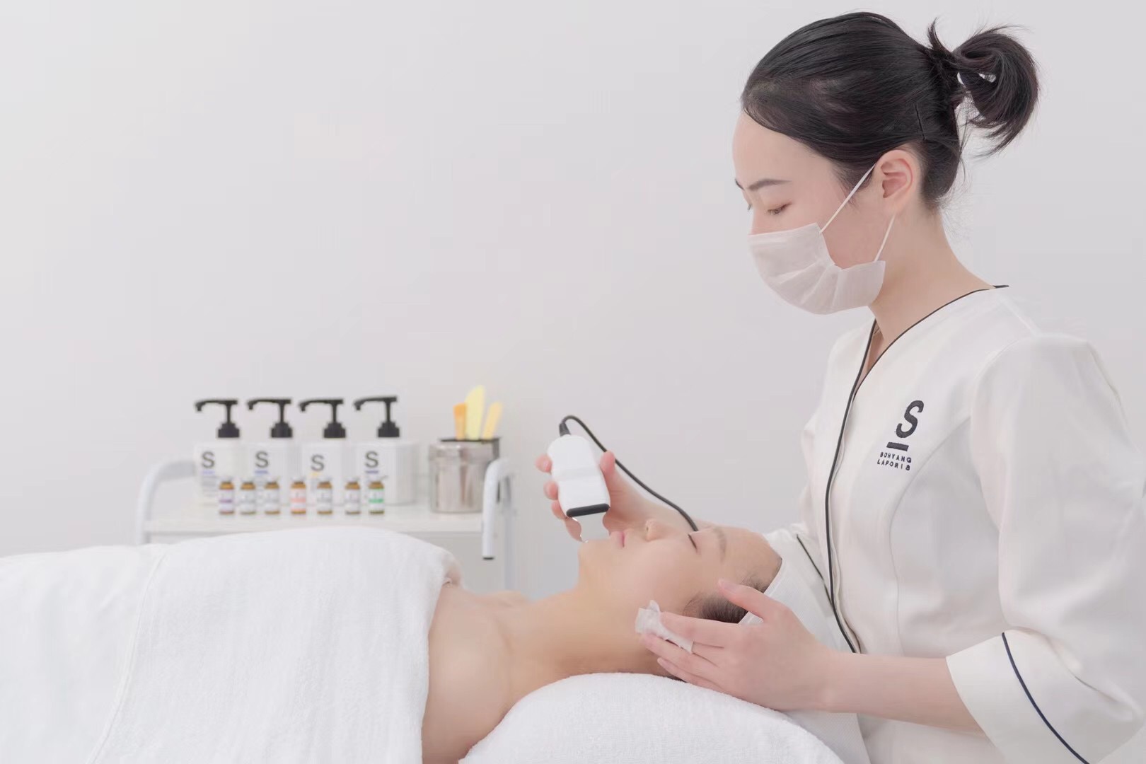 美業(yè)內(nèi)卷嚴(yán)重？做好客戶管理是關(guān)鍵！