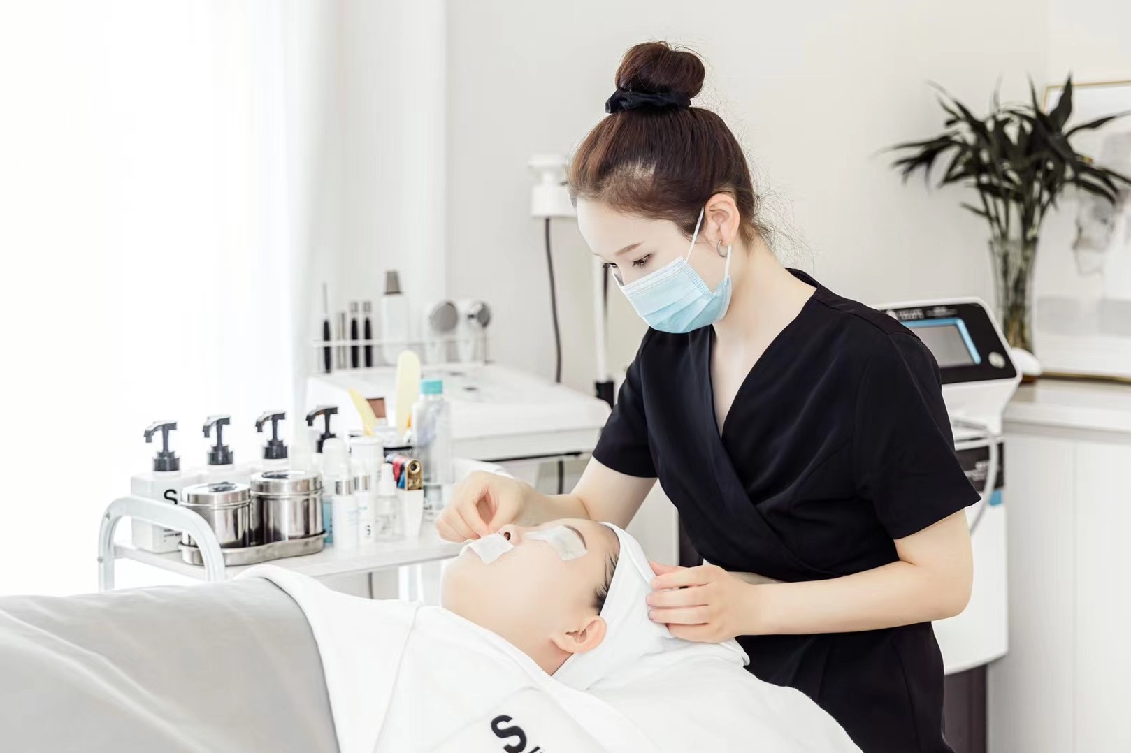 0基礎小白如何進入美業行業？滿滿干貨！（建議收藏）